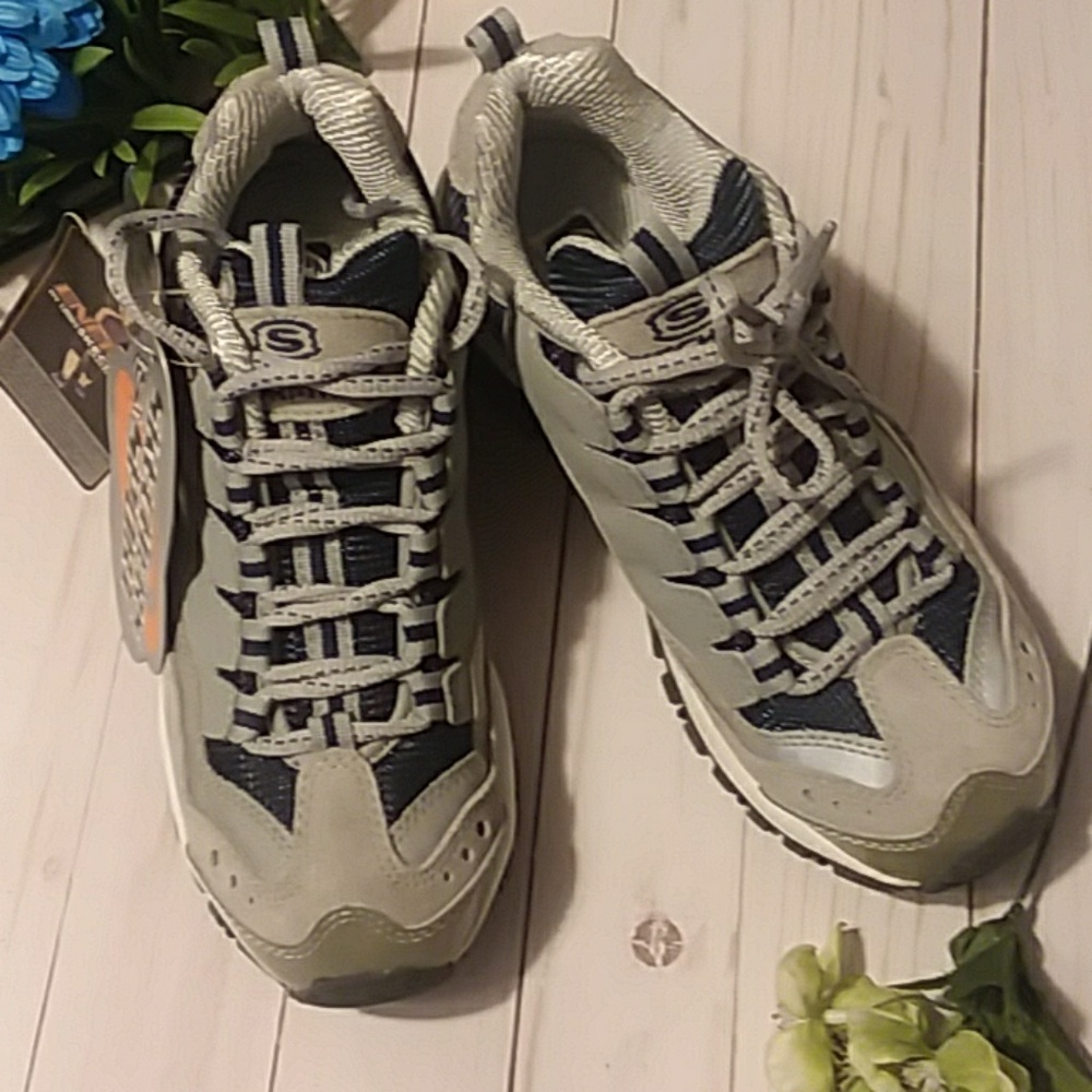 Sketchers Energy Sport Sneakers
